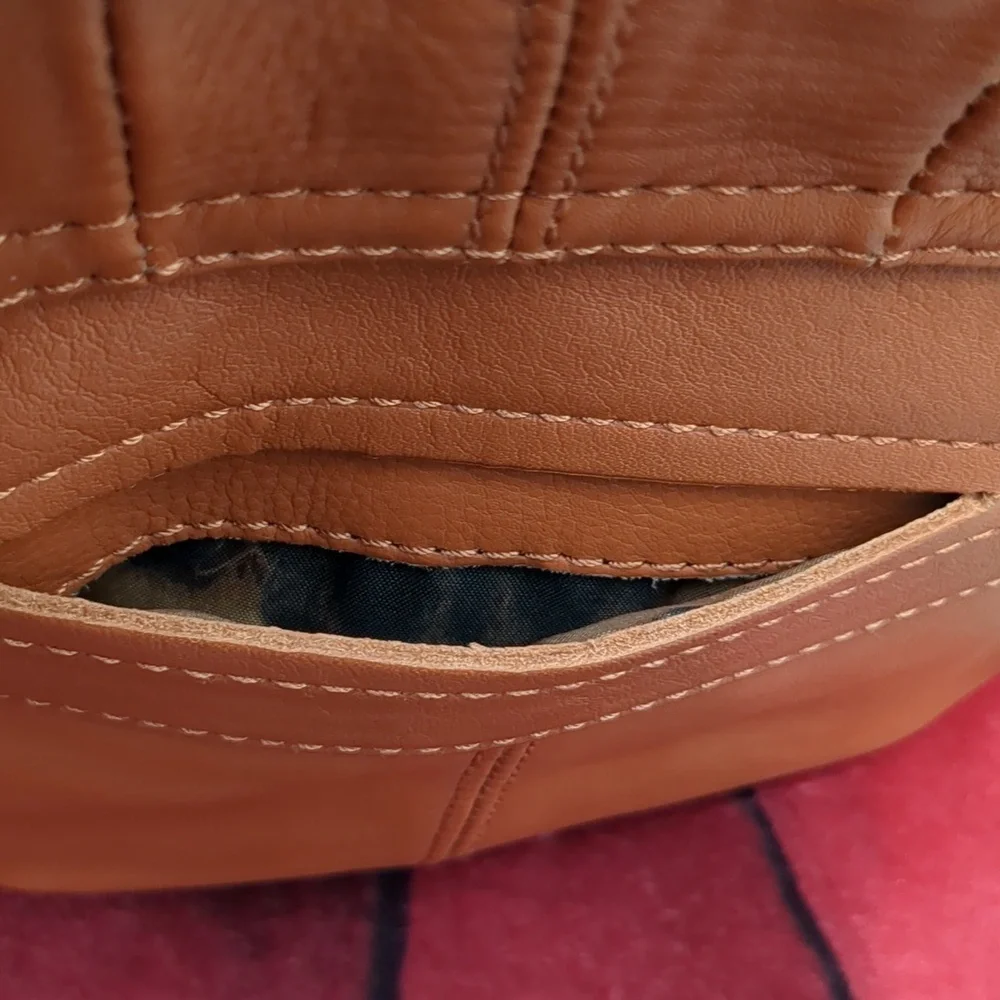 B. Makowski pumpkin bag